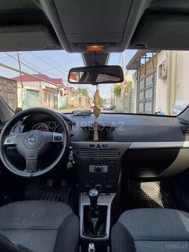 Opel Astra 2005, 205,000 km - 1.4 l - Bakı
