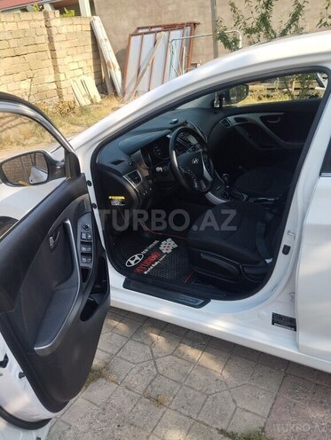 Hyundai Elantra 2015, 90,411 km - 1.8 l - Bakı
