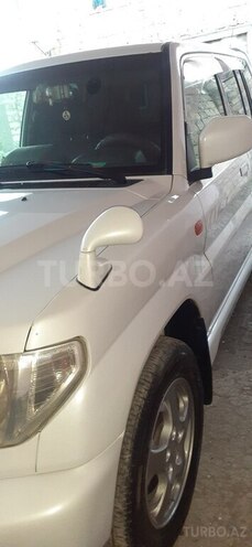 Mitsubishi Pajero io 2000, 250,000 km - 2.0 л - Oğuz