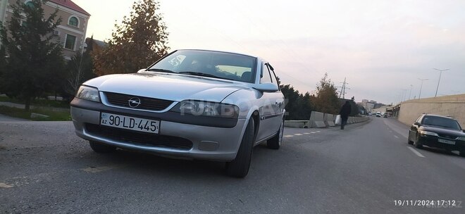 Opel Vectra 1998, 350,000 km - 1.8 l - Bakı