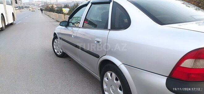 Opel Vectra 1998, 350,000 km - 1.8 l - Bakı