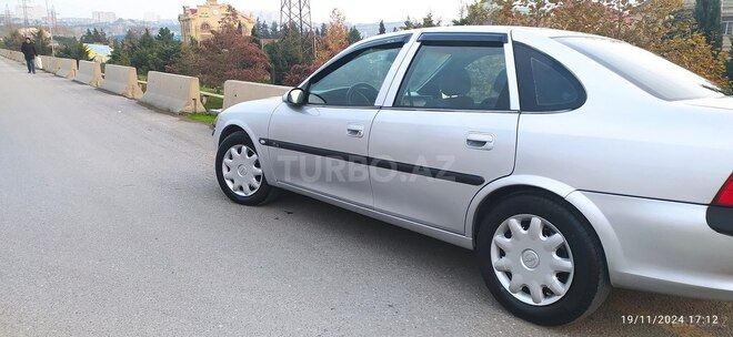 Opel Vectra 1998, 350,000 km - 1.8 l - Bakı