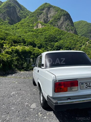 LADA (VAZ) 2107 2007, 44,000 km - 1.6 l - Qax