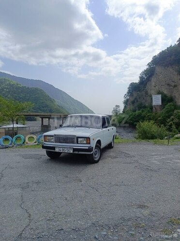 LADA (VAZ) 2107 2007, 44,000 km - 1.6 l - Qax