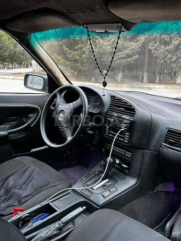 BMW 320 1998, 300,000 km - 2.0 l - Xırdalan