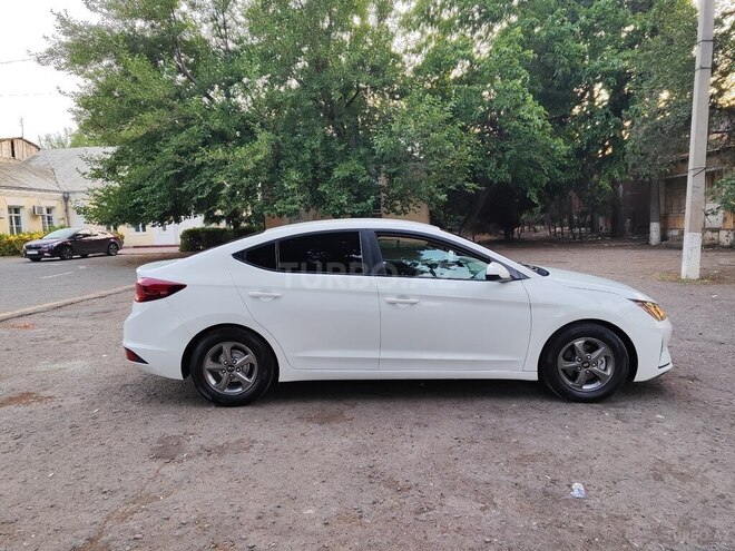 Hyundai Elantra 2020, 148,060 km - 2.0 l - Bərdə