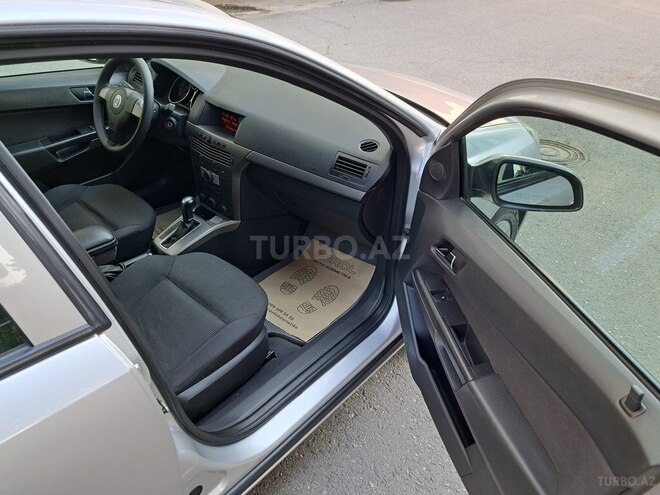 Opel Astra 2007, 247,839 km - 1.8 л - Bakı