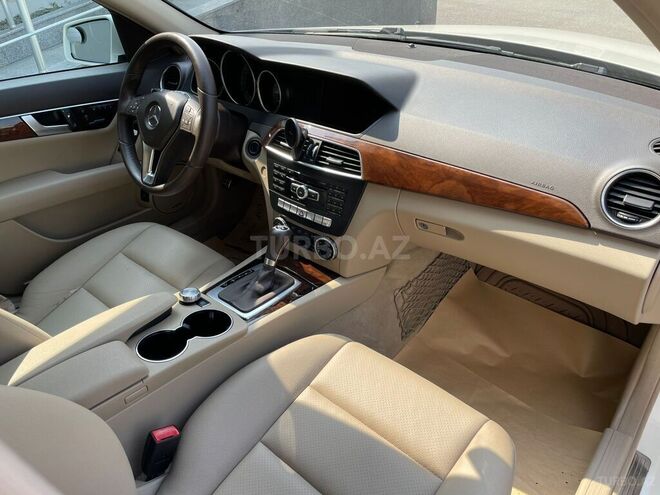 Mercedes C 250 2013, 169,000 km - 1.8 л - Bakı