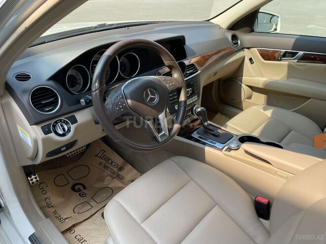 Mercedes C 250 2013, 169,000 km - 1.8 л - Bakı