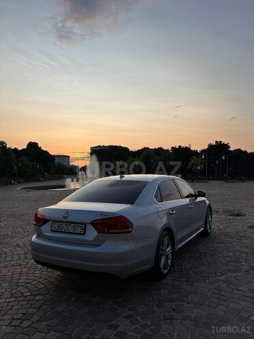 Volkswagen Passat 2015, 132,000 km - 1.8 l - Şəmkir