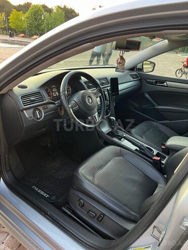 Volkswagen Passat 2015, 132,000 km - 1.8 l - Şəmkir