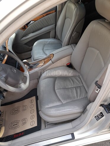 Mercedes E 320 2002, 300,000 km - 3.2 l - Bakı