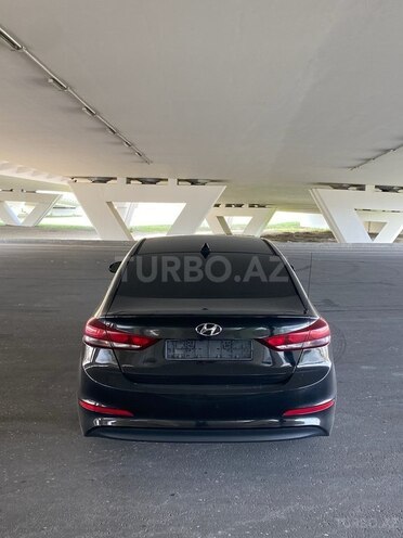Hyundai Elantra 2017, 198,000 km - 2.0 l - Bakı