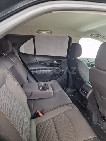 Chevrolet Equinox-4