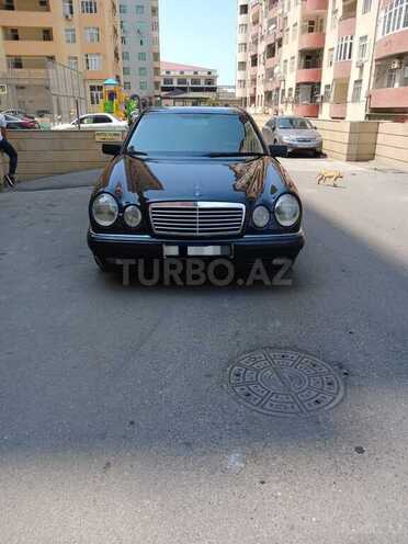 Mercedes E 240 1998, 228,000 km - 2.4 l - Bakı