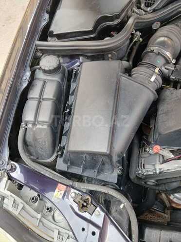 Mercedes E 240 1998, 228,000 km - 2.4 l - Bakı