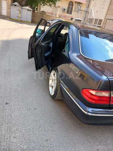 Mercedes E 240 1998, 228,000 km - 2.4 l - Bakı