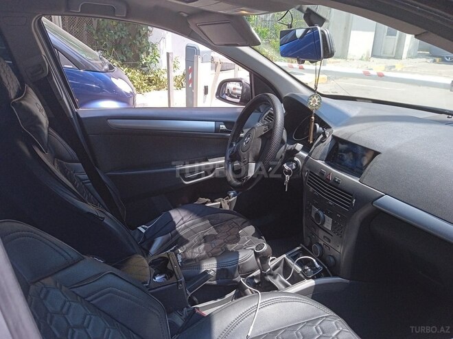 Opel Astra 2006, 300,000 km - 1.3 l - Bakı
