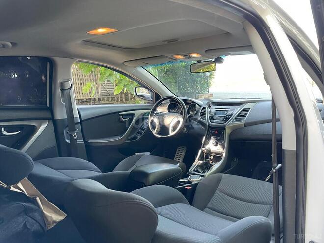 Hyundai Elantra 2014, 178,000 km - 1.8 л - Bakı