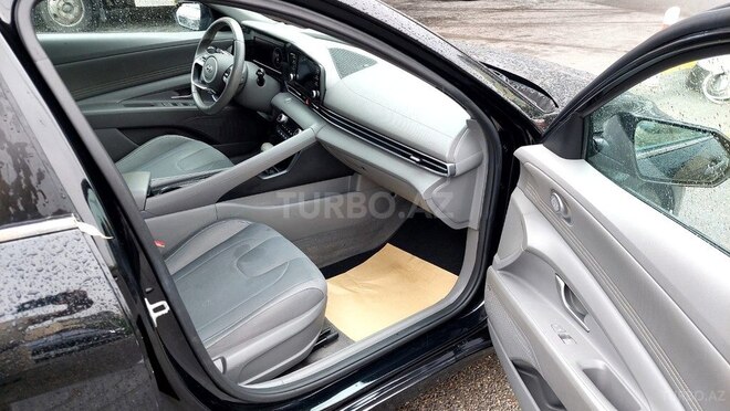 Hyundai Elantra 2022, 75,639 km - 2.0 л - Bakı