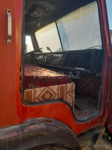 KamAz 55111 1989, 180,000 km - 11.0 l - Qazax
