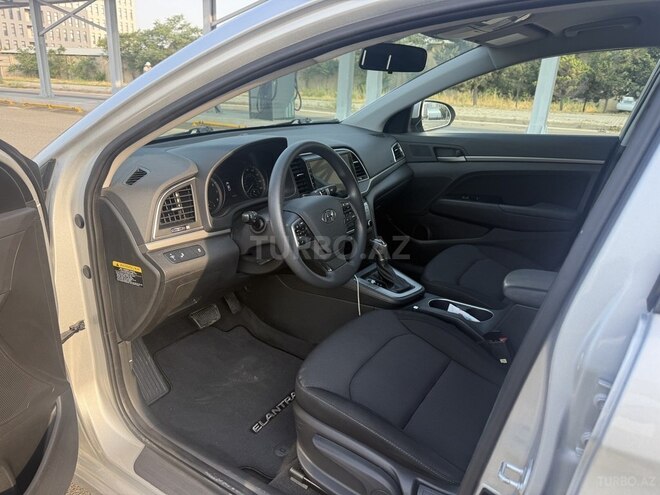 Hyundai Elantra 2017, 111,045 km - 2.0 л - Bakı