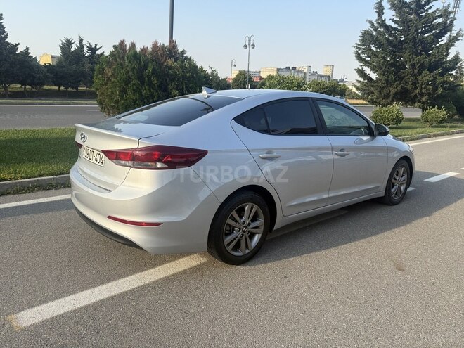 Hyundai Elantra 2017, 111,045 km - 2.0 л - Bakı