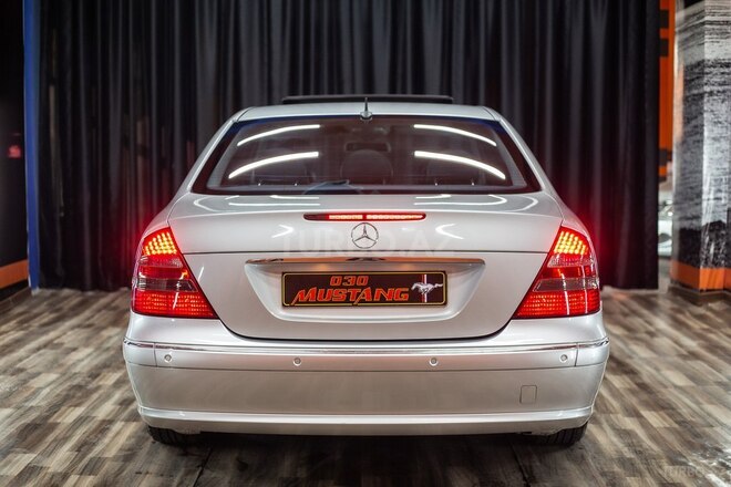 Mercedes E 270 2002, 320,000 km - 2.7 l - Sumqayıt