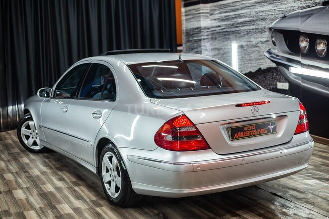 Mercedes E 270 2002, 320,000 km - 2.7 l - Sumqayıt