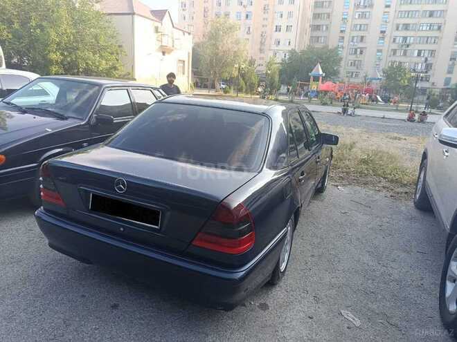 Mercedes C 230 2000, 295,000 km - 2.3 л - Bakı