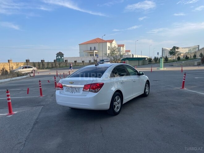 Chevrolet Cruze-4