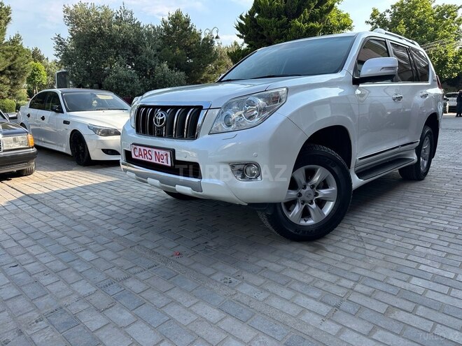 Toyota Land Cruiser Prado-4