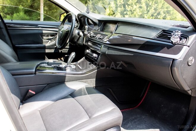 BMW 520 2014, 169,000 km - 2.0 l - Bakı