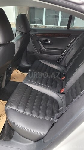 Volkswagen Passat CC-8