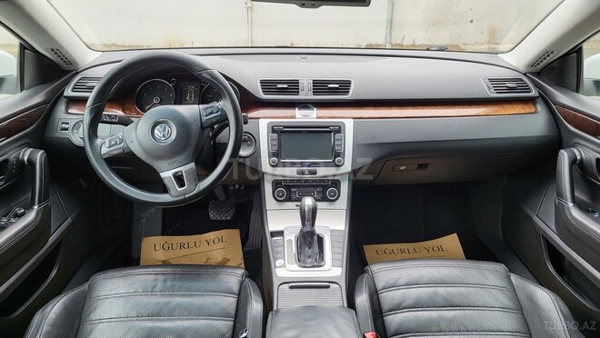 Volkswagen Passat CC-6