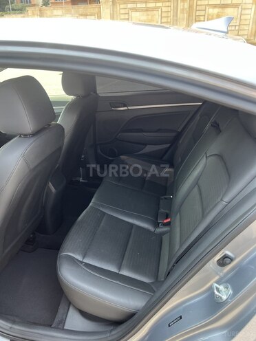 Hyundai Elantra 2016, 75,000 km - 2.0 l - Bakı