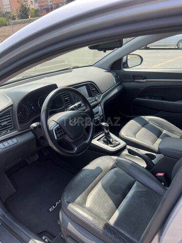 Hyundai Elantra 2016, 75,000 km - 2.0 l - Bakı