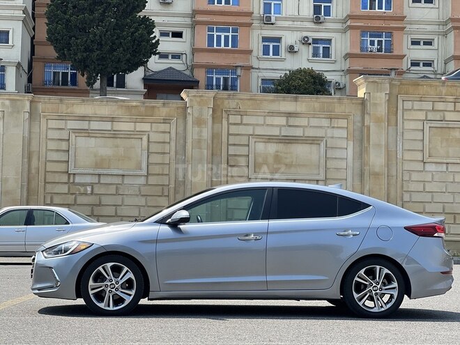Hyundai Elantra 2016, 75,000 km - 2.0 l - Bakı