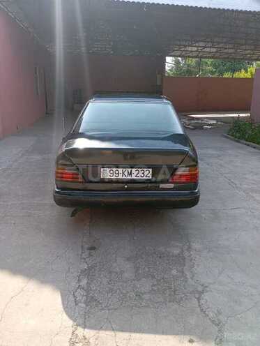 Mercedes E 250 1991, 40,000 km - 2.5 л - Ağstafa