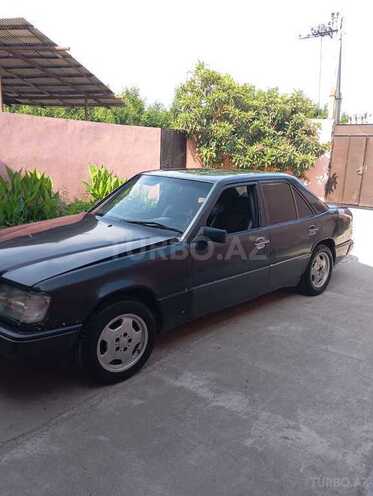 Mercedes E 250 1991, 40,000 km - 2.5 л - Ağstafa