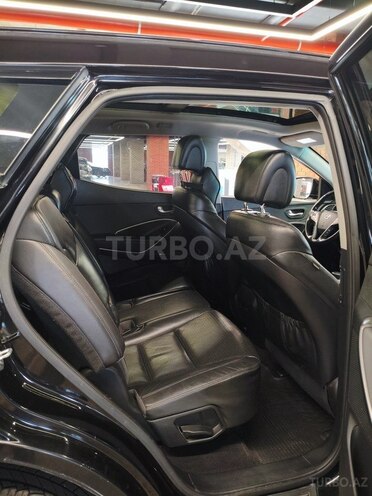 Hyundai Santa Fe-17