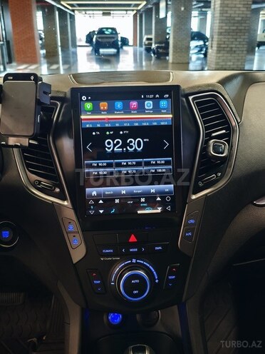 Hyundai Santa Fe-26