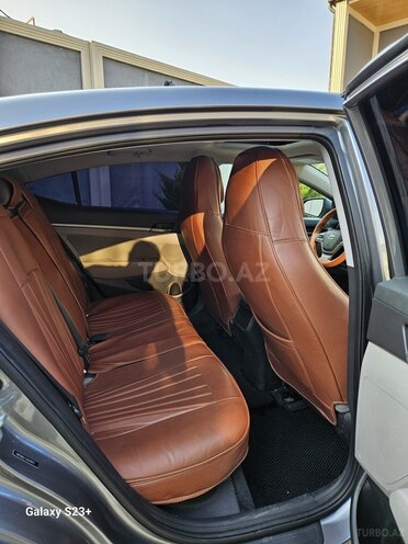 Hyundai Elantra 2017, 105,000 km - 2.0 l - Bakı
