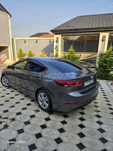 Hyundai Elantra 2017, 105,000 km - 2.0 l - Bakı