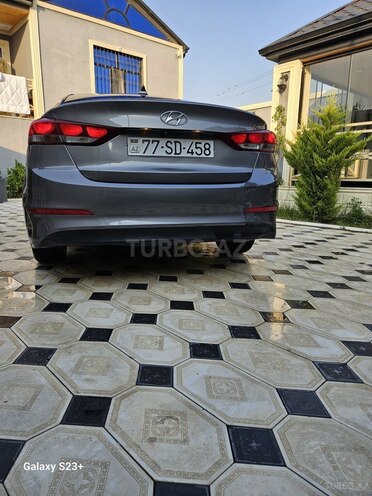 Hyundai Elantra 2017, 105,000 km - 2.0 l - Bakı