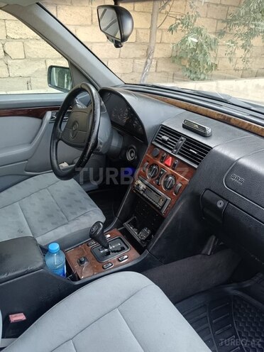 Mercedes C 200 1995, 380,000 km - 2.0 л - Bakı