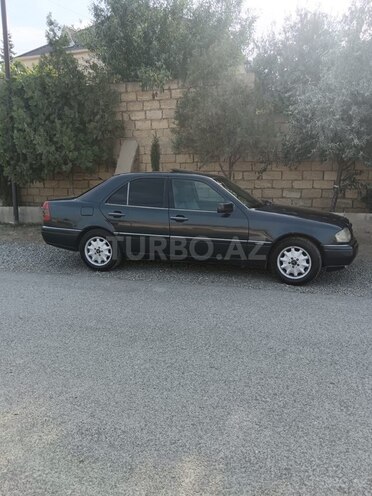 Mercedes C 200 1995, 380,000 km - 2.0 л - Bakı