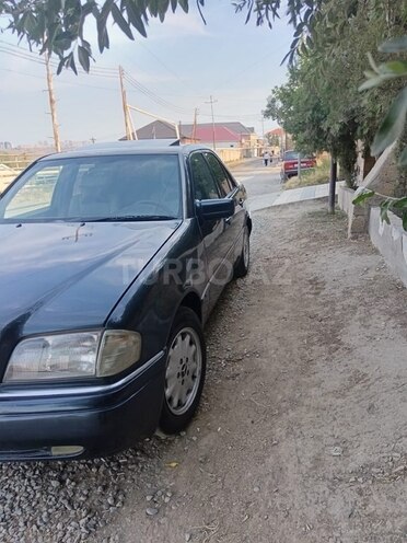 Mercedes C 200 1995, 380,000 km - 2.0 л - Bakı
