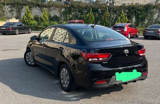Kia Rio 2019, 80,000 km - 1.6 л - Bakı