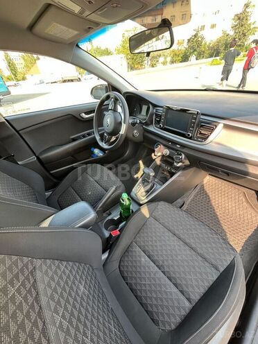 Kia Rio 2019, 80,000 km - 1.6 л - Bakı